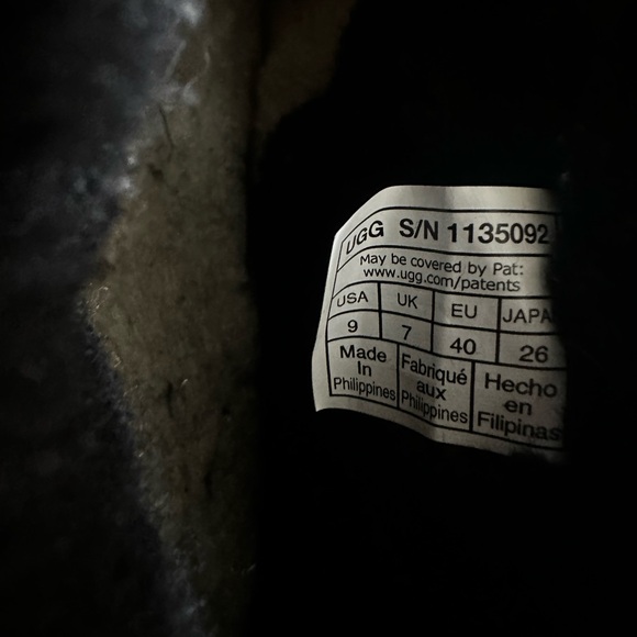 UGG Classic Ultra Mini Platform - Picture 7 of 11